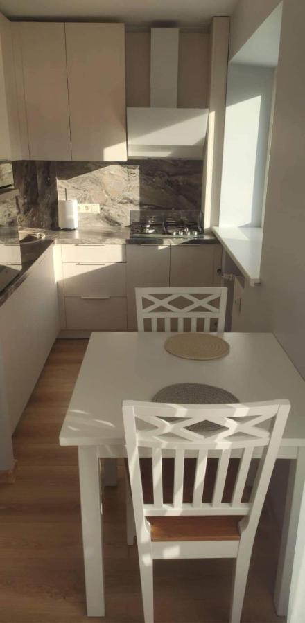 Butas Miesto Centre/ Apartment In The City Center Šiauliai Kültér fotó